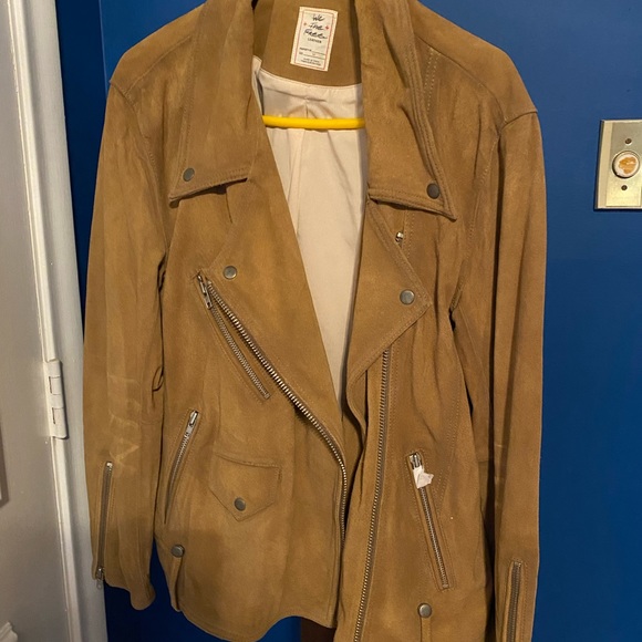 WeTheFree Beige Suede jacket . 100% Cow Leather. NWOT. Beige. Size medium - Picture 3 of 10